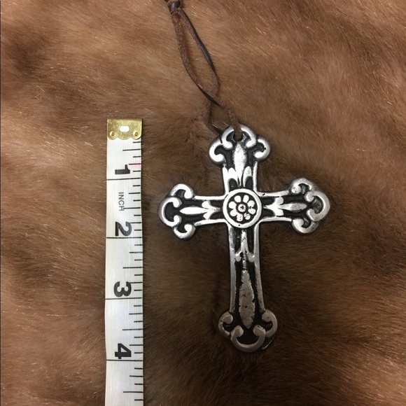 Decorative design cross large pendant - Picture 3 of 4